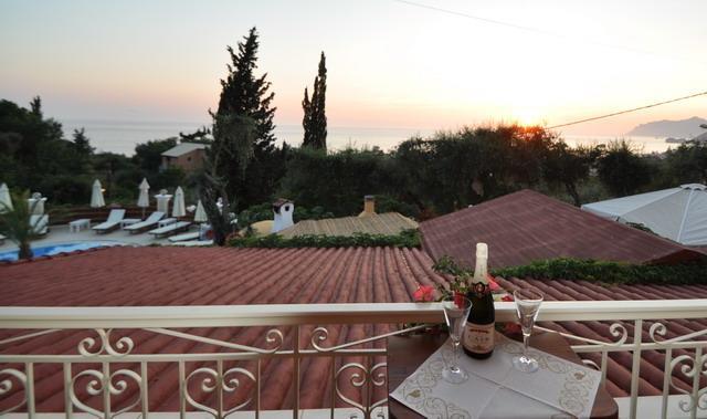 Agios Gordios Stevens On The Hill Apartament