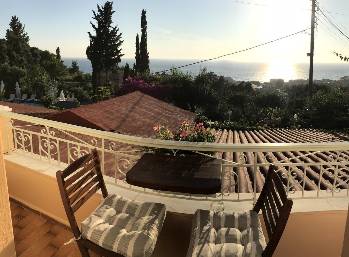 Agios Gordios Stevens On The Hill Apartament